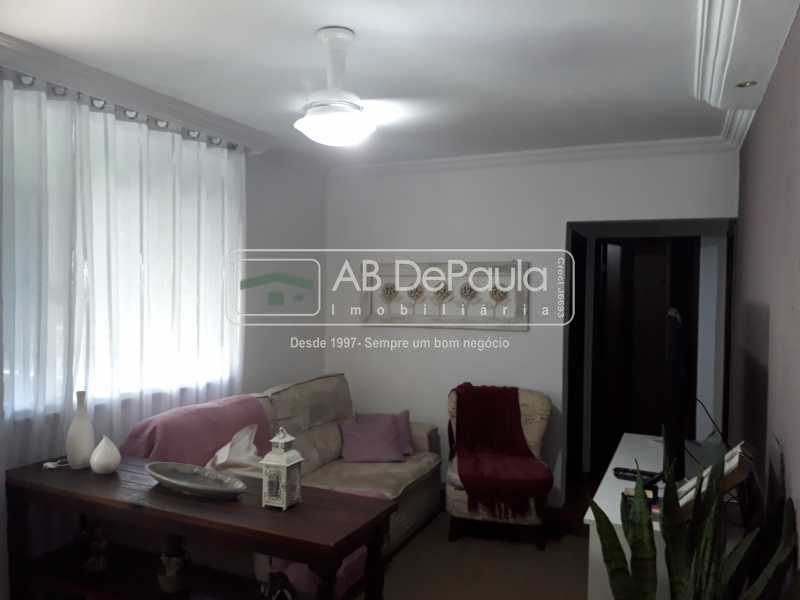 SULACAP - Localização Cobiçada no Bairro!!  Apt. 2Qts sendo Um Suíte. Reformado.