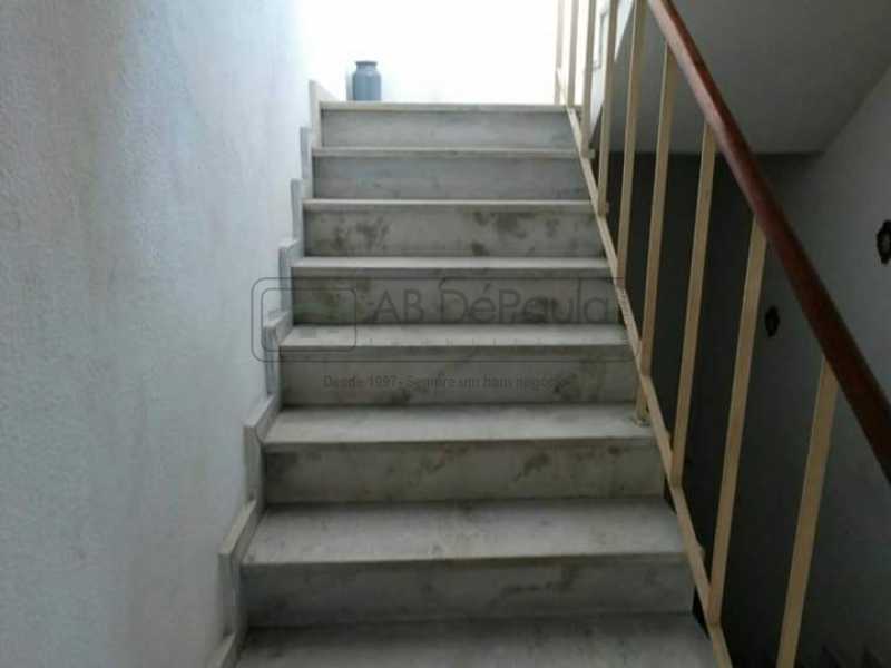 CASA A VENDA - PROXIMO AO COLEGIO PENTAGONO