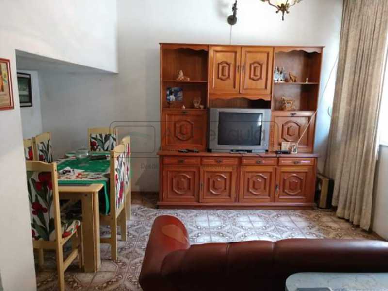CASA A VENDA - PROXIMO AO COLEGIO PENTAGONO