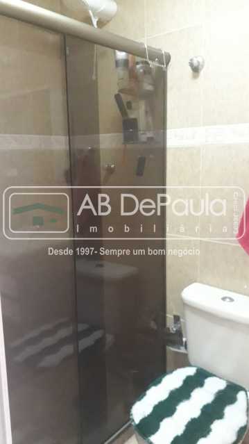 REALENGO - COBERTURA Duplex - 1º Piso com 2 Dormitórios, Sala ampla, Banheiro Social com Box Blindex