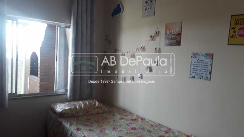 REALENGO - COBERTURA Duplex - 1º Piso com 2 Dormitórios, Sala ampla, Banheiro Social com Box Blindex