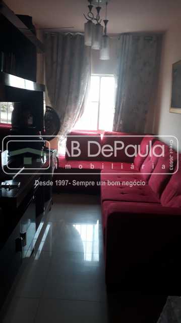 REALENGO - COBERTURA Duplex - 1º Piso com 2 Dormitórios, Sala ampla, Banheiro Social com Box Blindex
