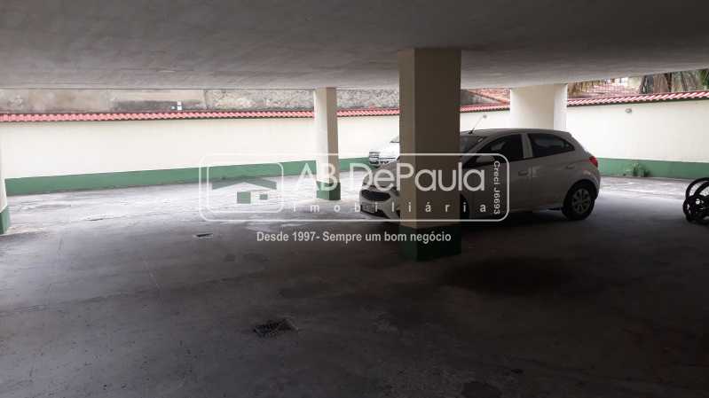 REALENGO - COBERTURA Duplex - 1º Piso com 2 Dormitórios, Sala ampla, Banheiro Social com Box Blindex