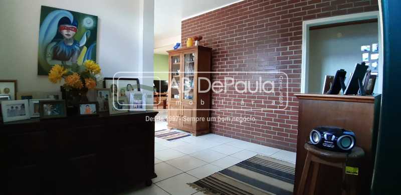 Sulacap - Casa Linear - Espetacular! - Aceita Financiamento Bancário e FGTS