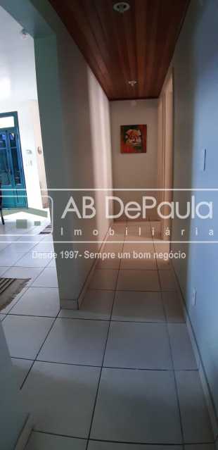 Sulacap - Casa Linear - Espetacular! - Aceita Financiamento Bancário e FGTS