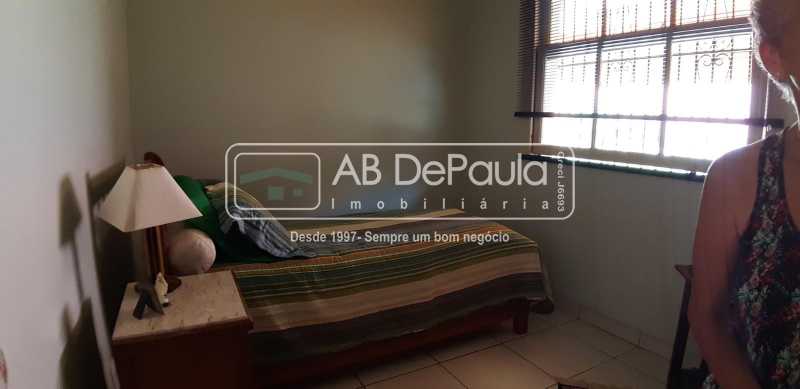 Sulacap - Casa Linear - Espetacular! - Aceita Financiamento Bancário e FGTS