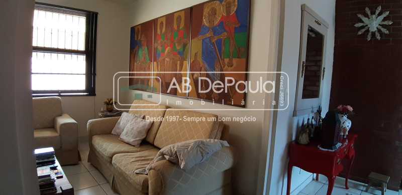 Sulacap - Casa Linear - Espetacular! - Aceita Financiamento Bancário e FGTS