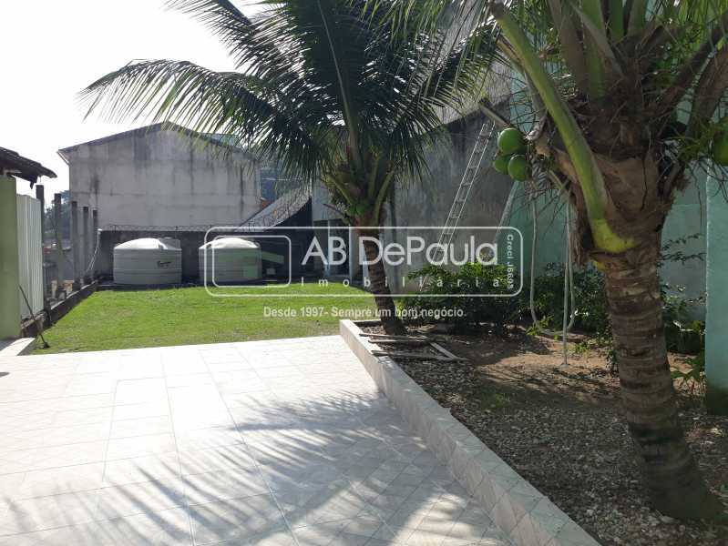 VILA VALQUEIRE - EXCELENTE CASA, EM CONDOMÍNIO FECHADO 
