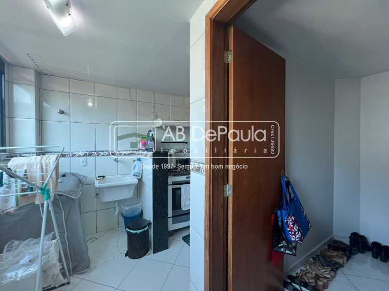 VENDE EM VILA VALQUEIRE - APARTAMENTO COM 03 QUARTOS (Suíte) E 03 BANHEIROS - 124m2