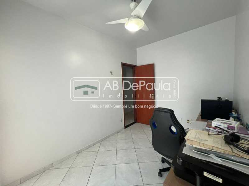 VENDE EM VILA VALQUEIRE - APARTAMENTO COM 03 QUARTOS (Suíte) E 03 BANHEIROS - 124m2