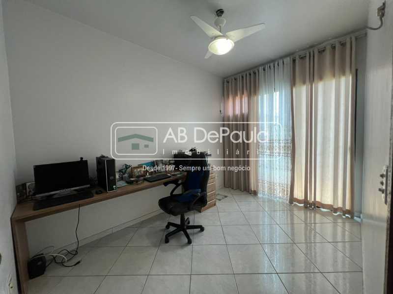 VENDE EM VILA VALQUEIRE - APARTAMENTO COM 03 QUARTOS (Suíte) E 03 BANHEIROS - 124m2