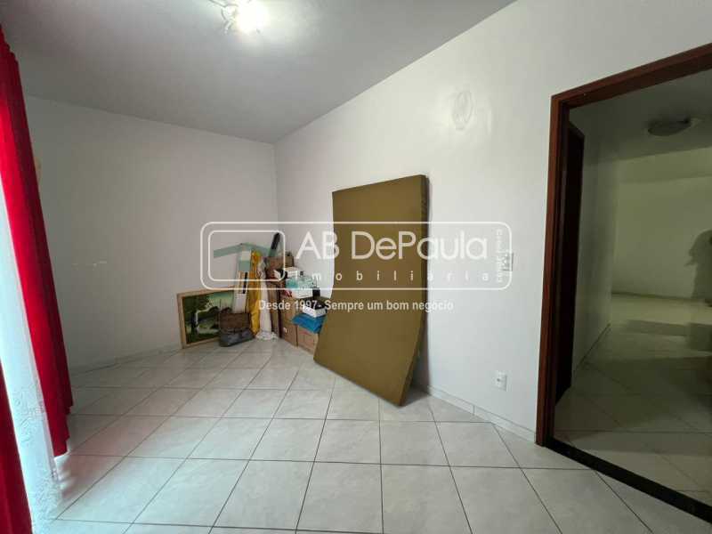 VENDE EM VILA VALQUEIRE - APARTAMENTO COM 03 QUARTOS (Suíte) E 03 BANHEIROS - 124m2