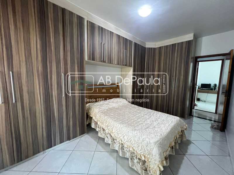 VENDE EM VILA VALQUEIRE - APARTAMENTO COM 03 QUARTOS (Suíte) E 03 BANHEIROS - 124m2