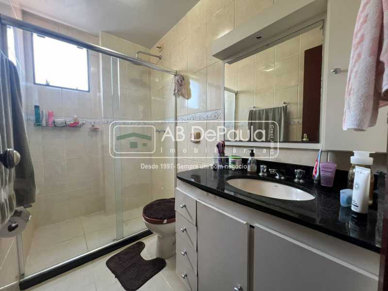 VENDE EM VILA VALQUEIRE - APARTAMENTO COM 03 QUARTOS (Suíte) E 03 BANHEIROS - 124m2