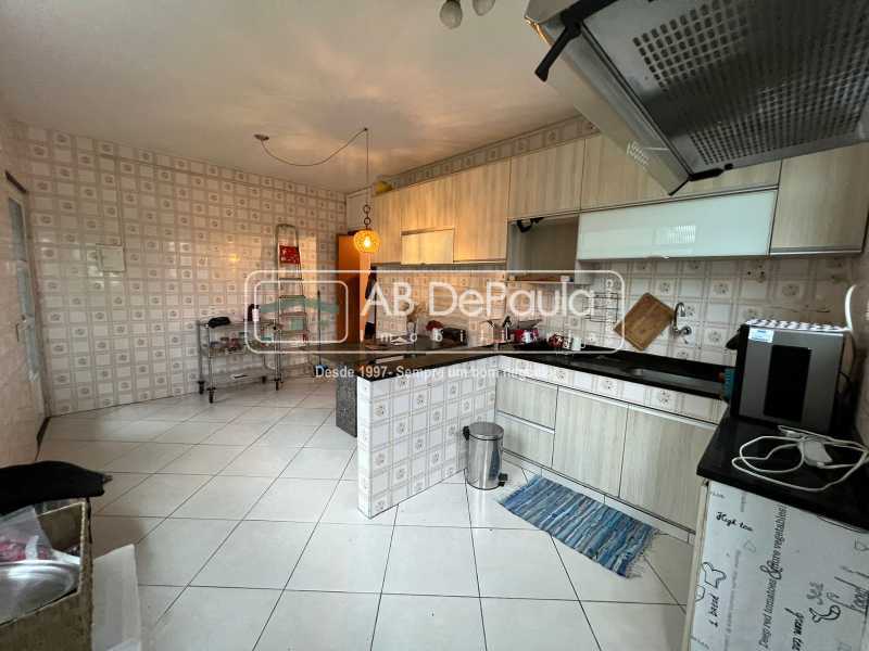 Imperdível - SULACAP - EXCELENTE Apartamento tipo Casa junto a todo Comércio do Bairro, composto de 2 Dormitórios amplos - ABCA20123