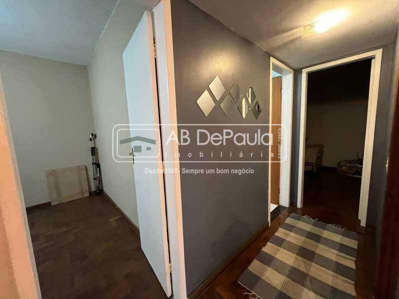 SULACAP - EXCELENTE Apartamento tipo Casa junto a todo Comércio do Bairro, composto de 2 Dormitórios amplos