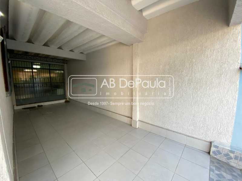 Jardim Sulacap - Vendo 03 Residências independentes (Uma com 03 Dormitórios e outras com 01 Dormitório cada uma). IDEAL PARA INVESTIDORES.