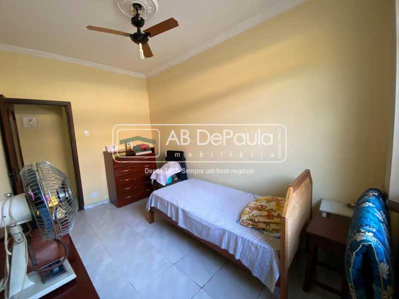 Jardim Sulacap - Vendo 03 Residências independentes (Uma com 03 Dormitórios e outras com 01 Dormitório cada uma). IDEAL PARA INVESTIDORES.