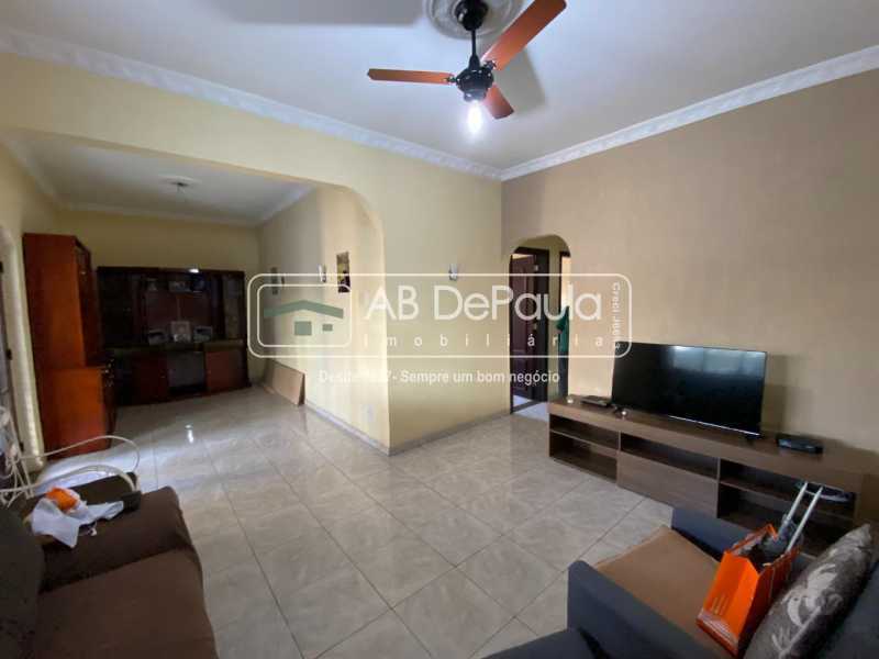 Jardim Sulacap - Vendo 03 Residências independentes (Uma com 03 Dormitórios e outras com 01 Dormitório cada uma). IDEAL PARA INVESTIDORES.