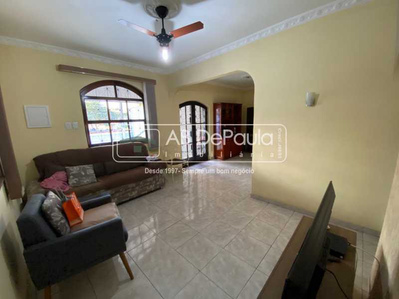 Jardim Sulacap - Vendo 03 Residências independentes (Uma com 03 Dormitórios e outras com 01 Dormitório cada uma). IDEAL PARA INVESTIDORES.