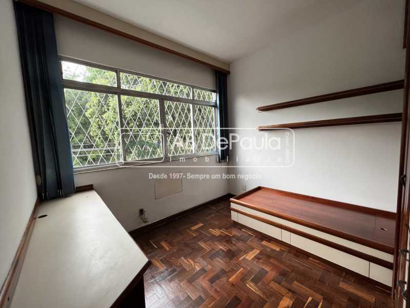 VILA VALQUEIRE - PRÓXIMO A PRAÇA SAIQUI. Ampla SALA, 3 Dormitórios (sendo 2 com ARMÁRIOS PLANEJADOS)