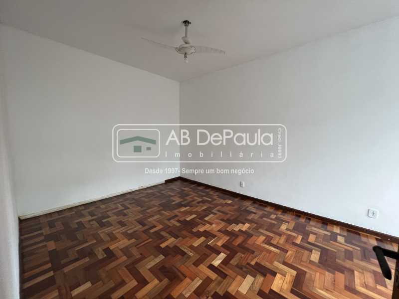 VILA VALQUEIRE - PRÓXIMO A PRAÇA SAIQUI. Ampla SALA, 3 Dormitórios (sendo 2 com ARMÁRIOS PLANEJADOS)