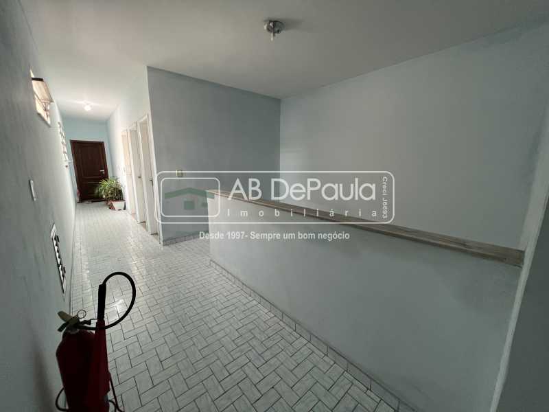 VILA VALQUEIRE - PRÓXIMO A PRAÇA SAIQUI. Ampla SALA, 3 Dormitórios (sendo 2 com ARMÁRIOS PLANEJADOS)