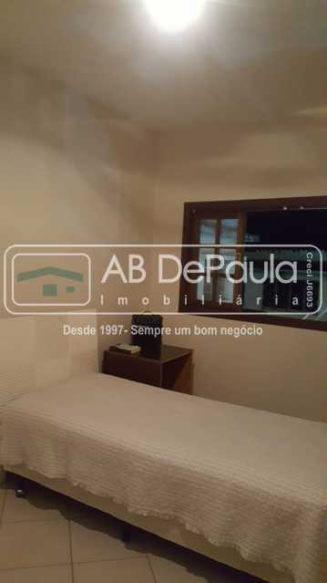 Campo Grande - Linda casa colada ao centro do bairro, 3 Dormitórios (Suíte Master e Closet) 