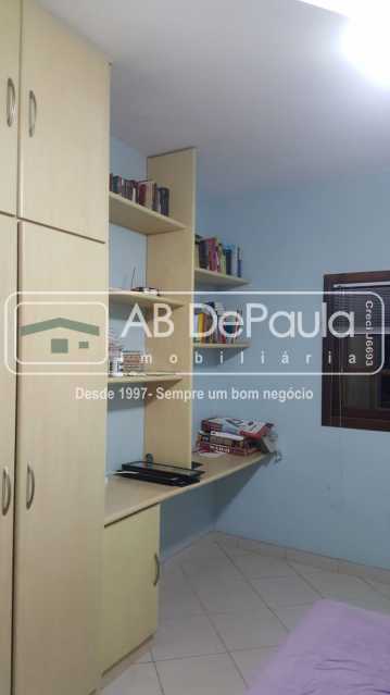 Campo Grande - Linda casa colada ao centro do bairro, 3 Dormitórios (Suíte Master e Closet) 