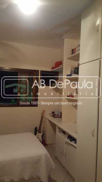 Campo Grande - Linda casa colada ao centro do bairro, 3 Dormitórios (Suíte Master e Closet) 