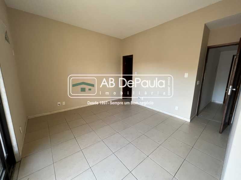 VILA VALQUEIRE - CONDOMÍNIO VALE DAS ORQUÍDEAS - Espetacular apartamento TIPO CASA