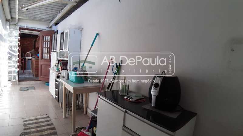 Casa linear no Condomínio Nova Valqueire  - 3 Quartos