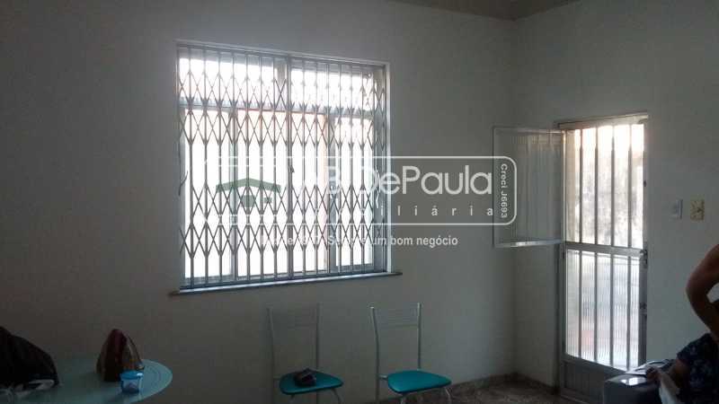 VALQUEIRE - COBERTURA LINEAR COM 365M², COM  4 DORMITÓRIOS