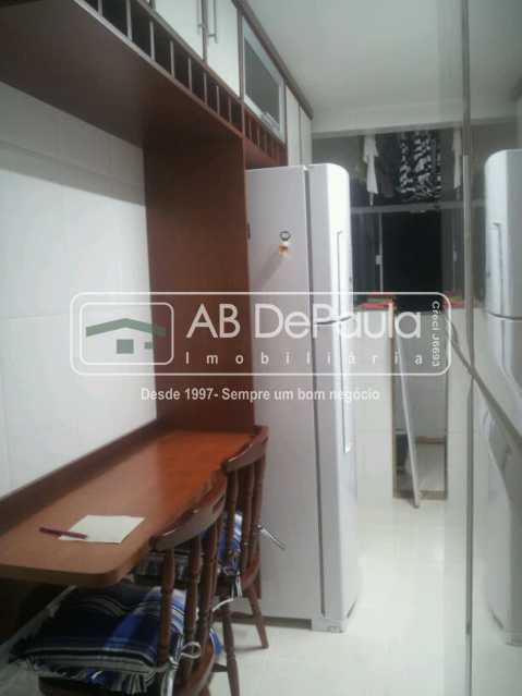 VILA VALQUEIRE - EXCELENTE e AMPLO APARTAMENTO.  3 DORMITÓRIOS Sendo 2 SUÍTES