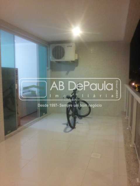 VILA VALQUEIRE - EXCELENTE e AMPLO APARTAMENTO.  3 DORMITÓRIOS Sendo 2 SUÍTES