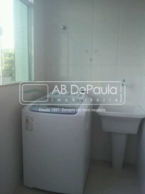 VILA VALQUEIRE - EXCELENTE e AMPLO APARTAMENTO.  3 DORMITÓRIOS Sendo 2 SUÍTES