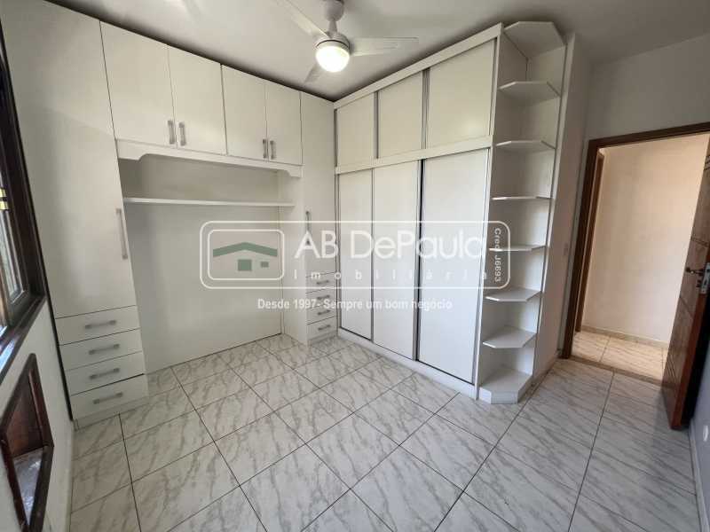 VENDE EM VILA VALQUEIRE - RUA DAS CAMÉLIAS - APARTAMENTO COM 80m²