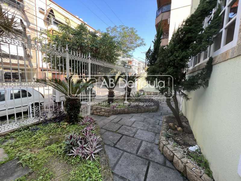 VILA VALQUEIRE - CONDOMÍNIO NOVA VALQUEIRE. Magnífica casa 406m2 Construídos, 05 Dormitórios (2 Suítes)