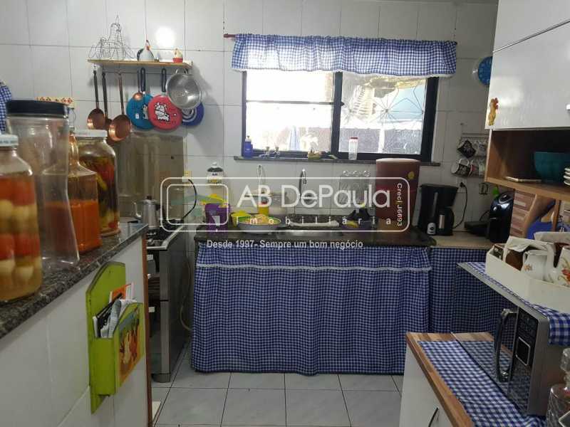 REALENGO - ÓTIMO APARTAMENTO TIPO CASA DUPLÉX, 3 DORMITÓRIOS, SALA COM VARANDA 2 BANHEIROS