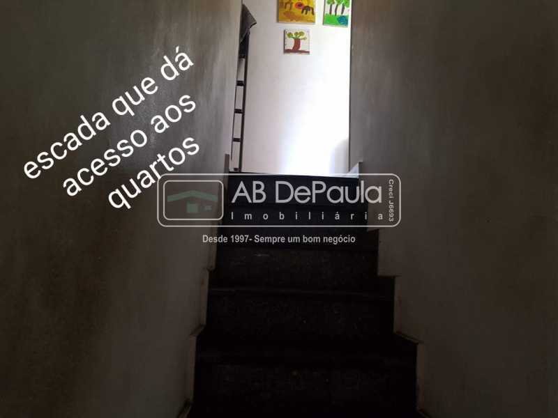 REALENGO - ÓTIMO APARTAMENTO TIPO CASA DUPLÉX, 3 DORMITÓRIOS, SALA COM VARANDA 2 BANHEIROS
