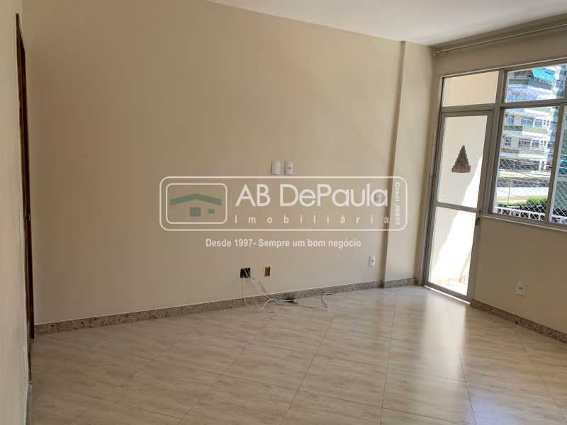 VILA VALQUEIRE - NOVA VALQUEIRE - No coração de bairro!  EXCELENTE APARTAMENTO com 81m2, SOL DA MANHÃ, CLARO E AREJADO