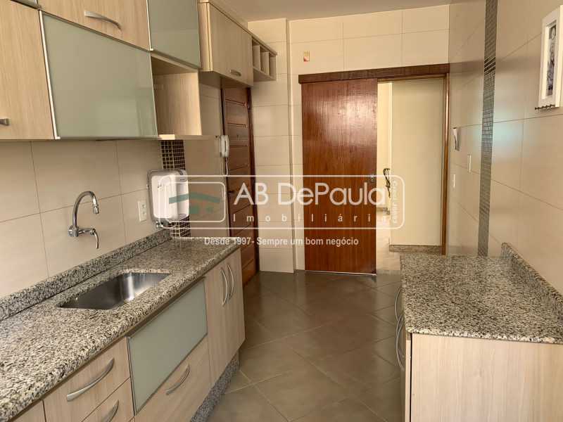 VILA VALQUEIRE - NOVA VALQUEIRE - No coração de bairro!  EXCELENTE APARTAMENTO com 81m2, SOL DA MANHÃ, CLARO E AREJADO