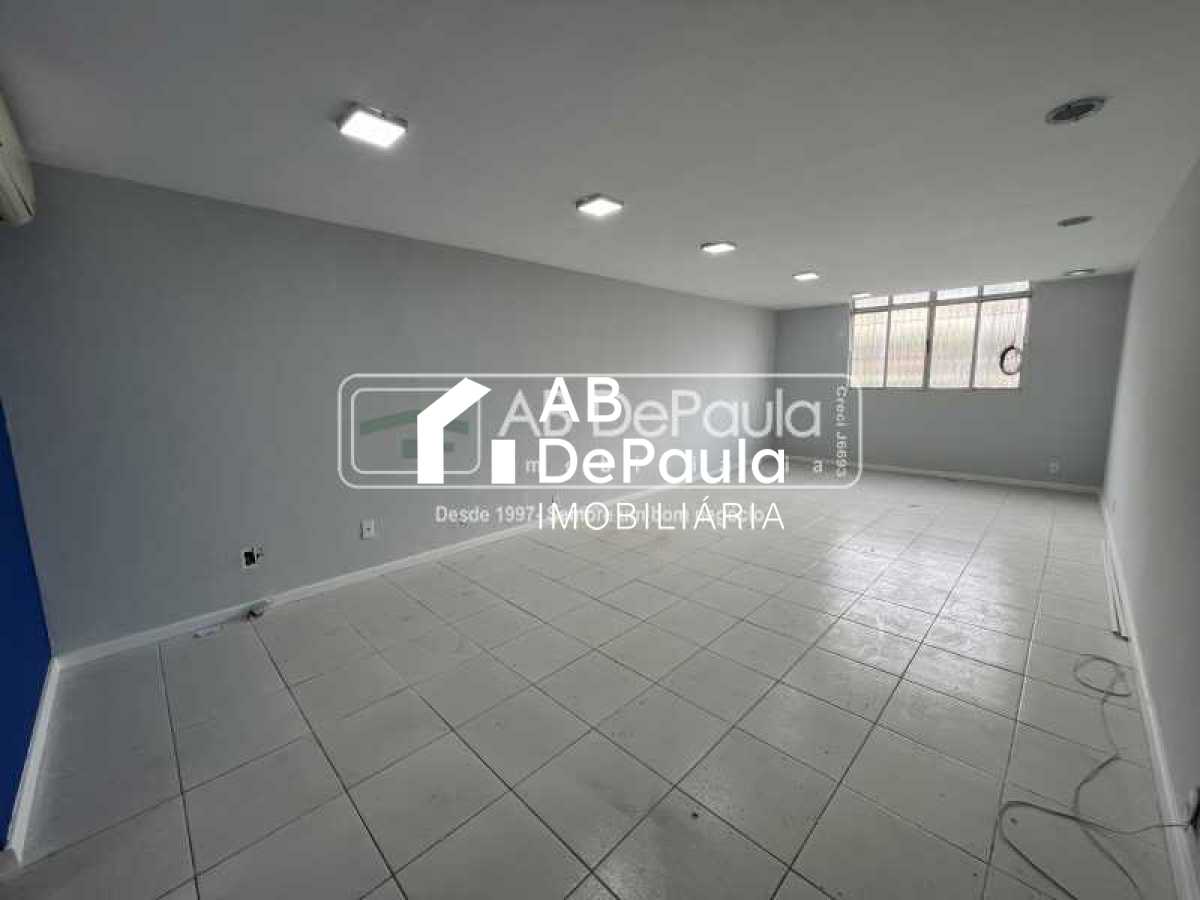 ALUGA NA AV. MARECHAL FONTENELLE - SALA COMERCIAL COM 46 m²