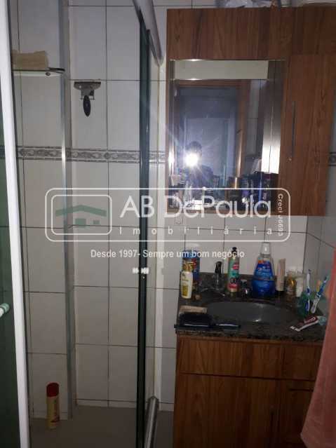 VENDE EM BANGU - APARTAMENTO COM 02 QUARTOS

