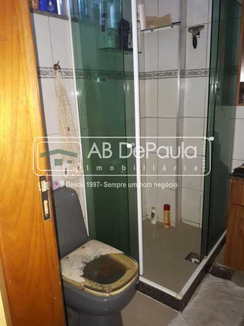 VENDE EM BANGU - APARTAMENTO COM 02 QUARTOS

