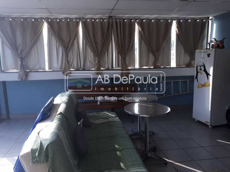 VENDE EM BANGU - APARTAMENTO COM 02 QUARTOS

