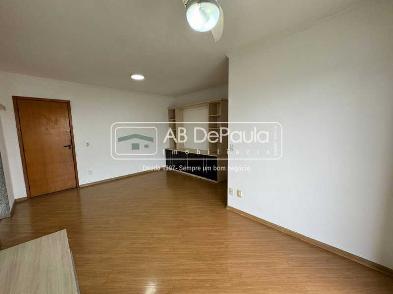 PRAÇA SECA - RUA PEDRO TELES - APARTAMENTO COM 02 QUARTOS
