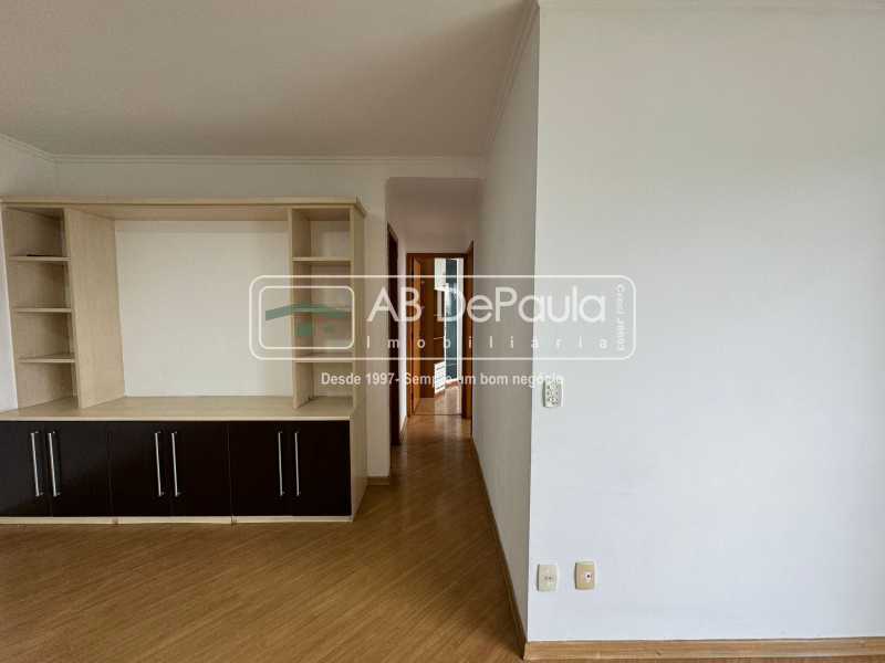 PRAÇA SECA - RUA PEDRO TELES - APARTAMENTO COM 02 QUARTOS
