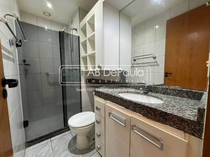 PRAÇA SECA - RUA PEDRO TELES - APARTAMENTO COM 02 QUARTOS