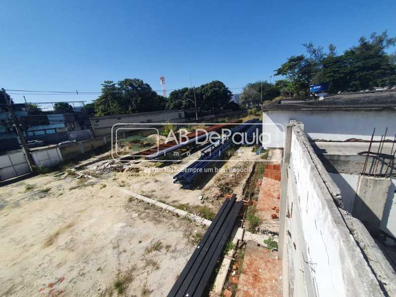 VILA MILITAR - EXCELENTE ÁREA COM 2.400M² - PARA GALPÃO
